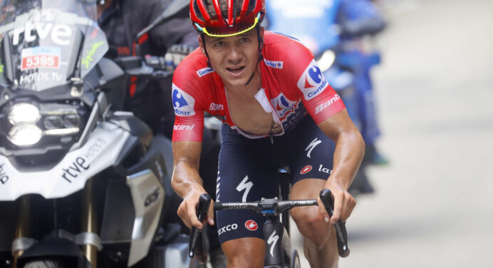 Jak Remco Evenepoel został liderem Vuelta a Espana?