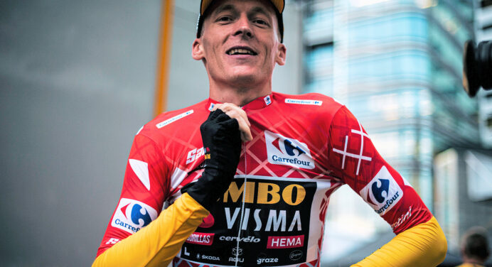 Vuelta a Espana 2022. Robert Gesink nagrodzony za lata poświęceń