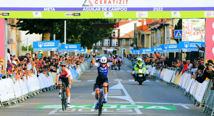 Challenge by la Vuelta 2022: etap 3. Sukces Grace Brown, Niewiadoma w czołówce