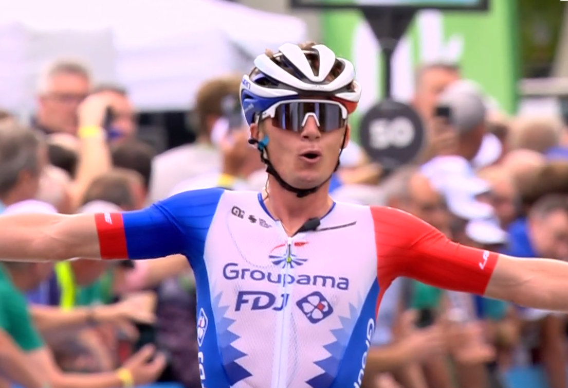 Tour de Luxembourg 2022: etap 1. Valentin Madouas po akcji Groupamy