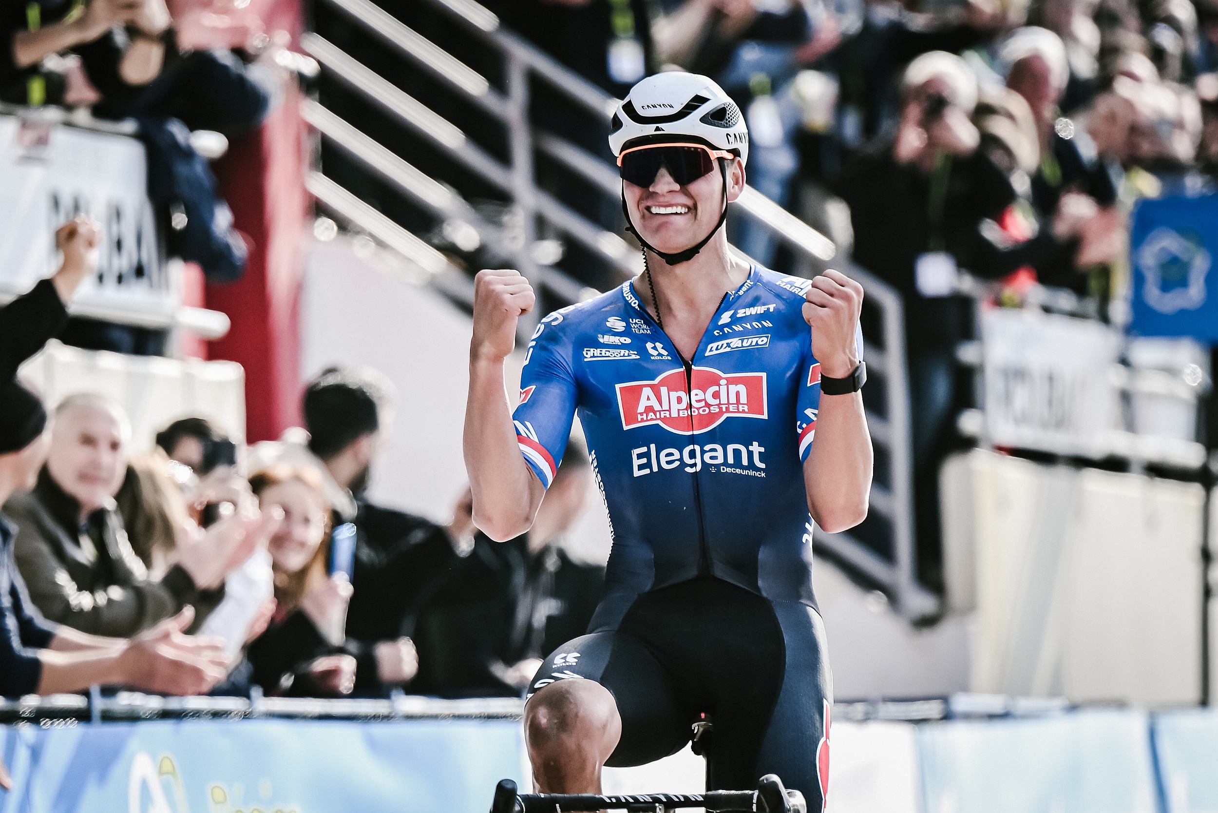 Paryż-Roubaix 2023. Mathieu van der Poel najlepszy spośród siedmiu wspaniałych