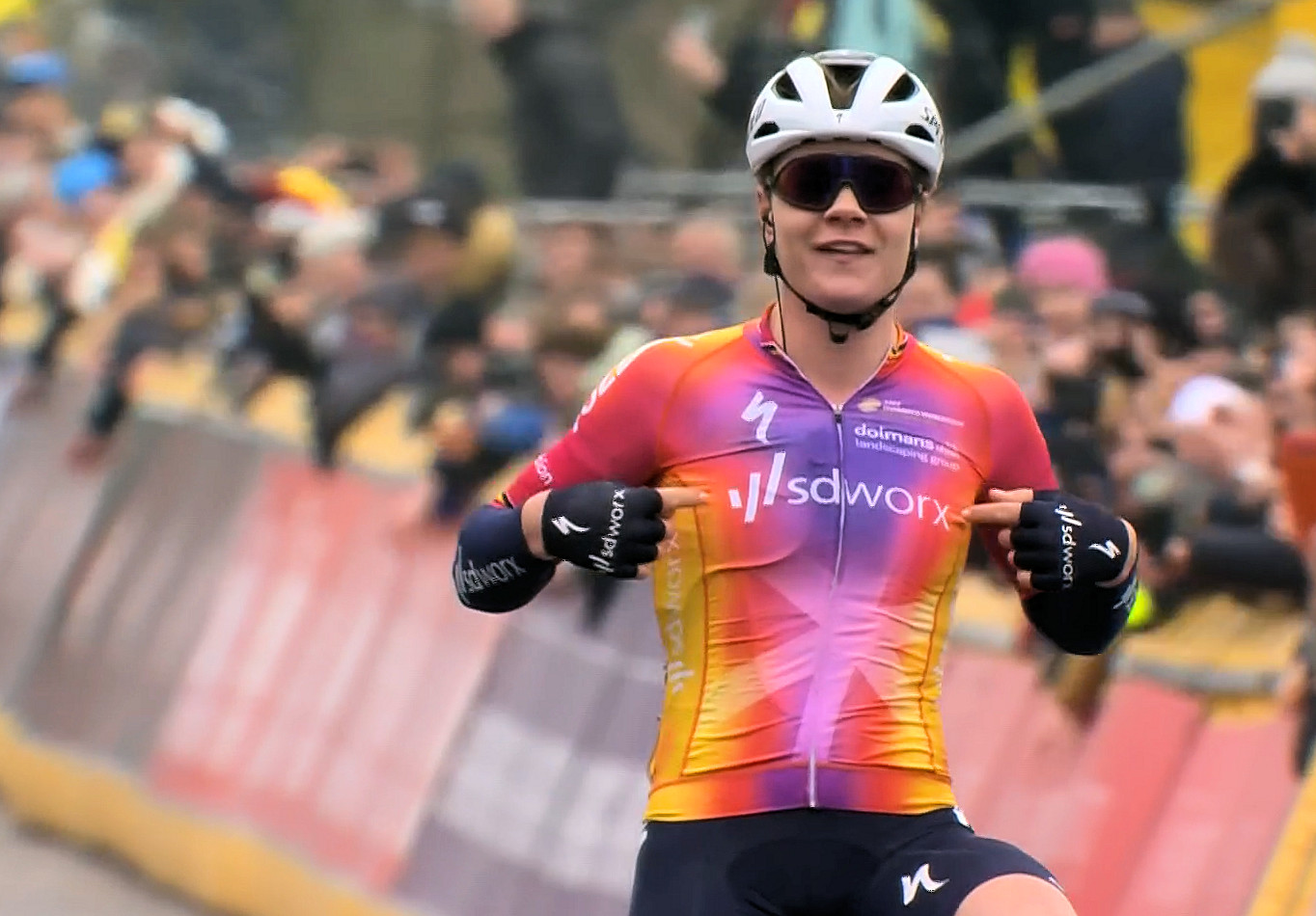 Ronde van Vlaanderen 2023. Lotte Kopecky z kolejnym triumfem, Niewiadoma piąta