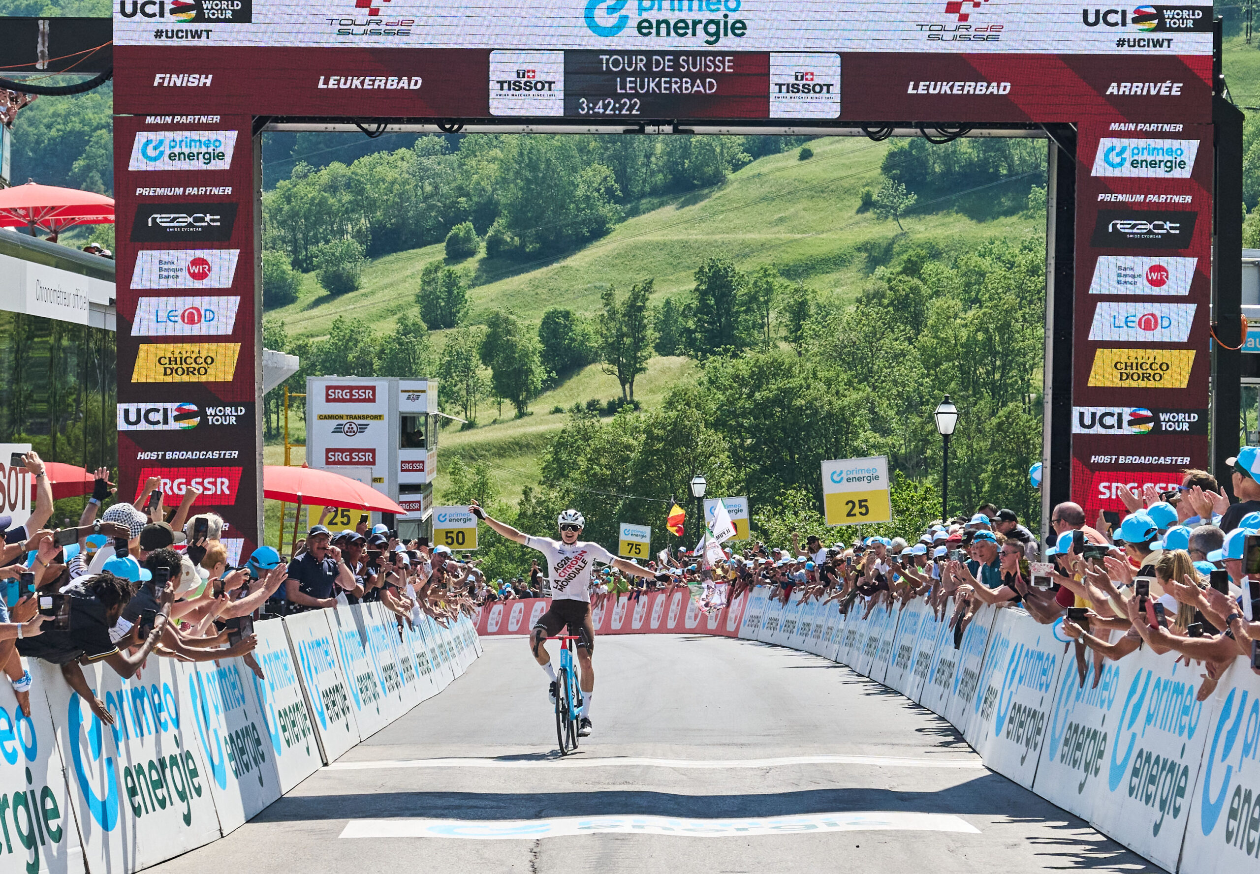 Tour de Suisse 2023 etap 4. Felix Gall po śmiałym ataku