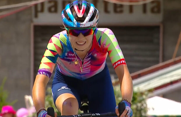 Antonia Niedermaier na mecie etapu Giro Donne