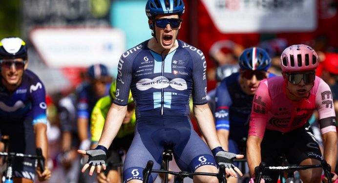 Vuelta a Espana 2023: etap 19. Alberto Dainese zgasił FIlippo Gannę