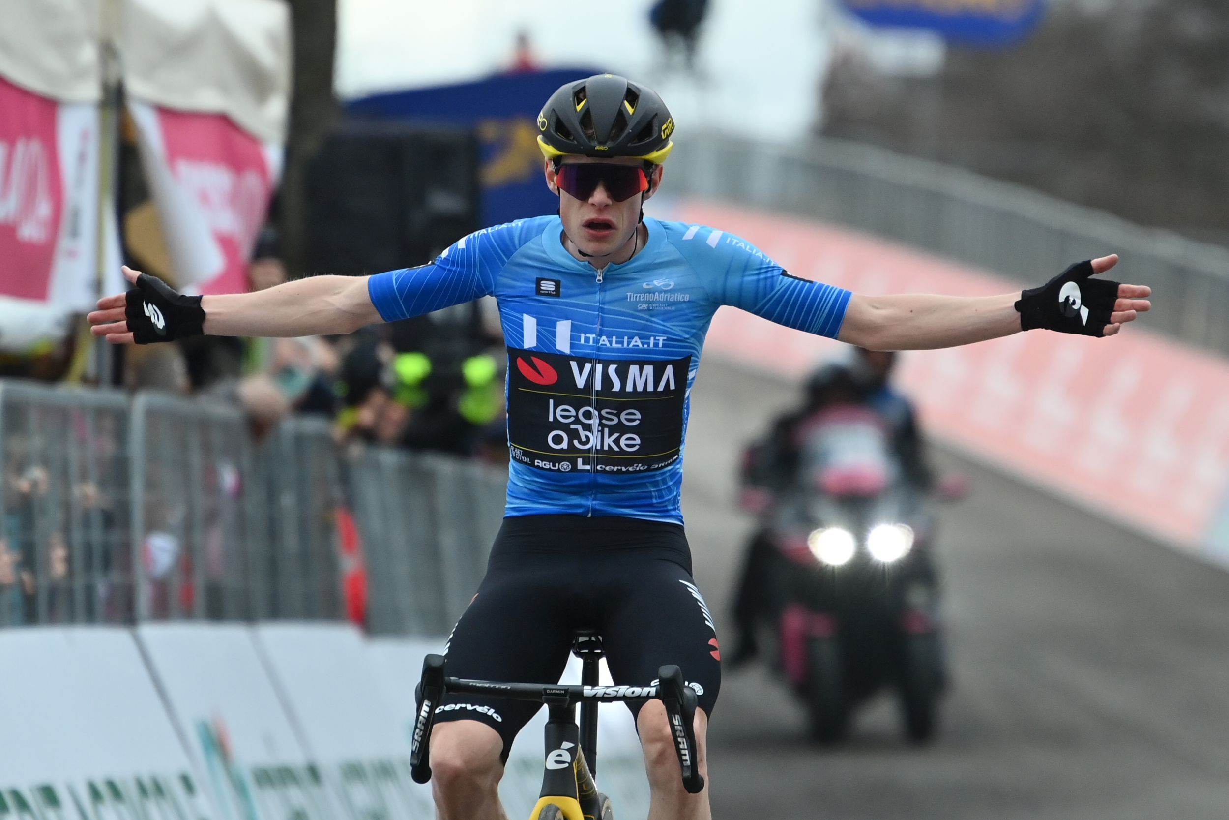 Tirreno-Adriatico 2024: etap 6. Jonas Vingegaard bez konkurencji na Monte Petrano