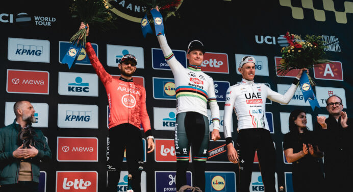 Ronde van Vlaanderen 2024. Emiraty na podium siłą kolektywu